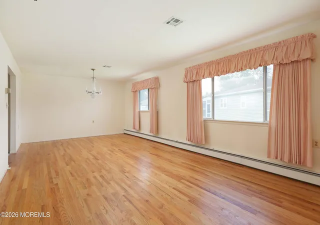 5th image of 23 Capri Ct, Toms River, NJ 08757 | MLS# 22623999