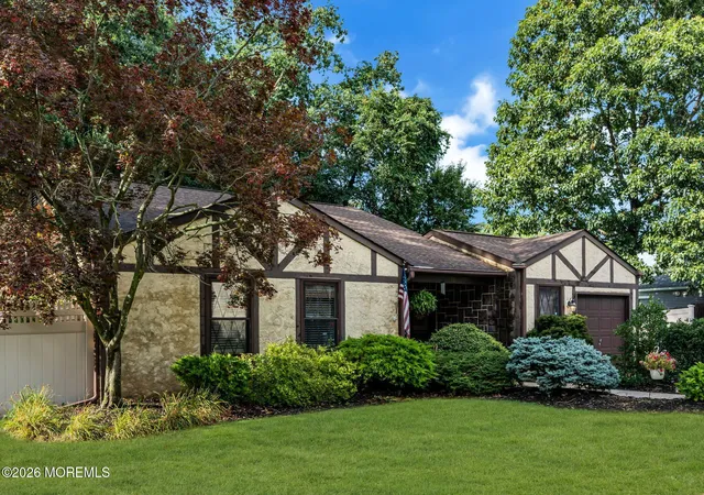 3rd image of 10 Concord Cir, Howell, NJ 07731 | MLS# 22624018