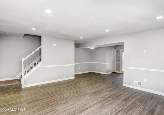 5th image of 8 Colonial Ct, Jackson, NJ 08527 | MLS# 22624105