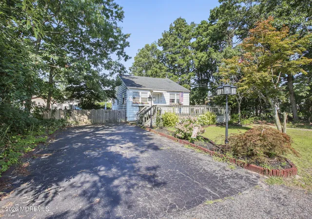 2nd image of 1151 Beechmont St, Toms River, NJ 08757 | MLS# 22624067