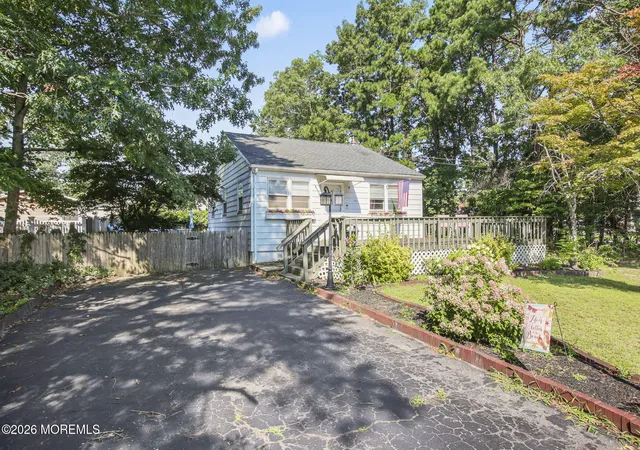3rd image of 1151 Beechmont St, Toms River, NJ 08757 | MLS# 22624067