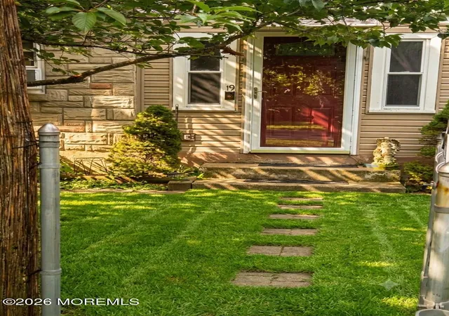 2nd image of 19 Mockingbird Ln, Browns Mills, NJ 08015 | MLS# 22623972