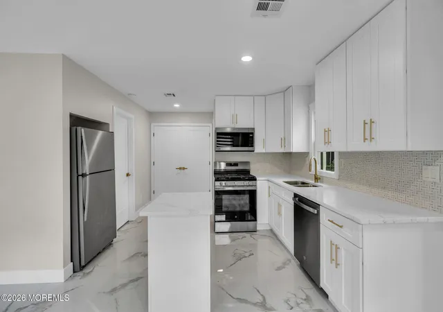 5th image of 5 Georgian Blvd, Jackson, NJ 08527 | MLS# 22624352