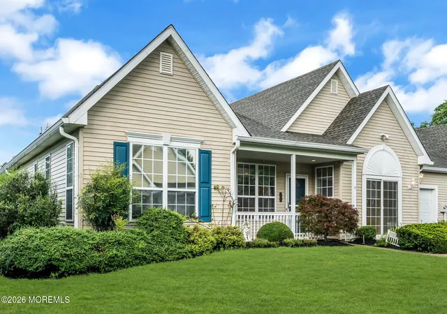 3rd image of 11 Deerchase Ln, Lakewood, NJ 08701 | MLS# 22624280