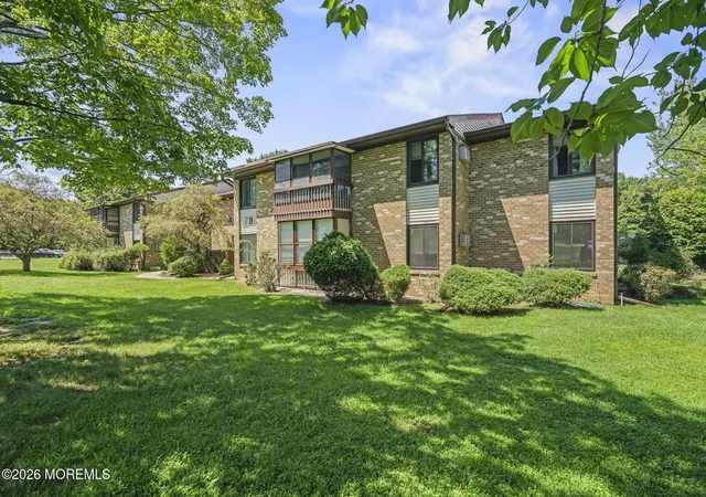2nd image of 78 Overlook Wy #E, Manalapan, NJ 07726 | MLS# 22624147