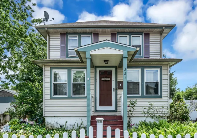 2nd image of 221 Sunset Ave, Port Monmouth, NJ 07758 | MLS# 22624050