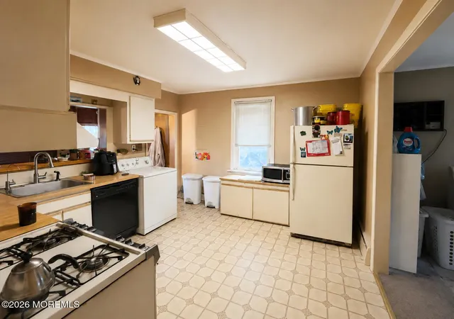 3rd image of 107 Martin Rd, Toms River, NJ 08753 | MLS# 22624013