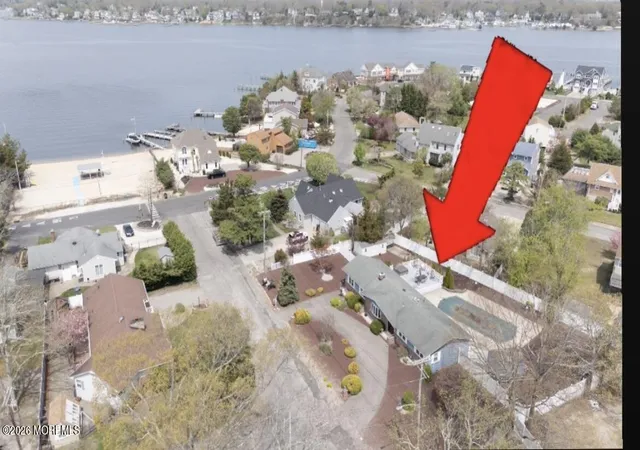 1st image of 7 Glenwood Dr, Bayville, NJ 08721 | MLS# 22624014