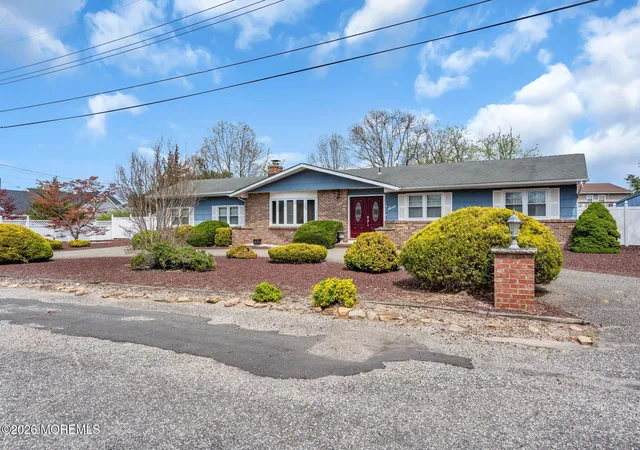 3rd image of 7 Glenwood Dr, Bayville, NJ 08721 | MLS# 22624014