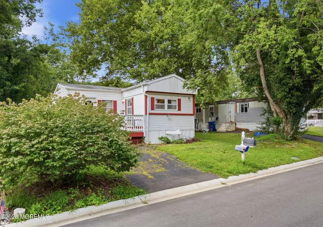 3rd image of 39 Antonia Dr, Jackson, NJ 08527 | MLS# 22624045