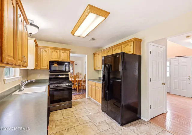 4th image of 7 Dove Mill Cres, Jackson, NJ 08527 | MLS# 22624237