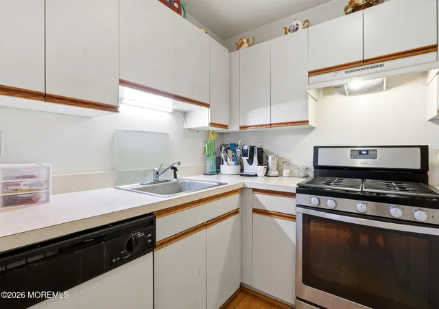 Photo 3 of Single family home for sale at 38 Kentucky Way, Freehold, NJ 07728 | MLS# 22624098 | Listing updated on 2026-09-10