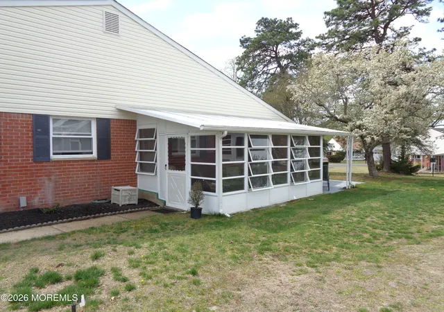 image of 5 B Mohawk Ct, Whiting, NJ 08759 | MLS# 22624099