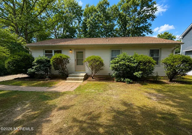 1st image of 3 Cape Ct, Manahawkin, NJ 08050 | MLS# 22624103