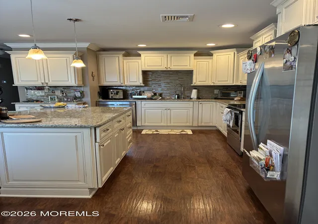 5th image of 112 Pilatus Platz #D, Freehold, NJ 07728 | MLS# 22624272
