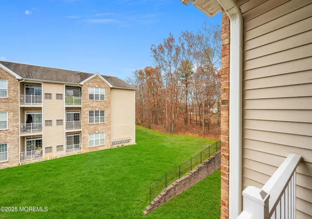 2nd image of 632 Sophee Ln, Lakewood, NJ 08701 | MLS# 22624320