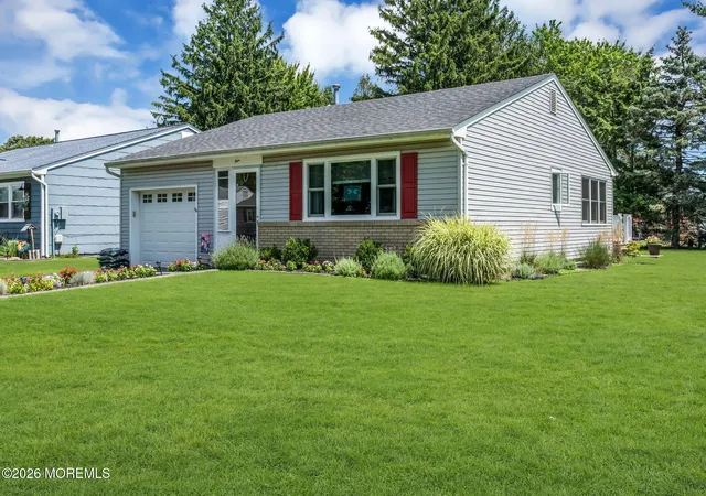 1st image of 4 Basset Dr, Toms River, NJ 08757 | MLS# 22624172