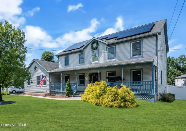 3rd image of 8 West Ave, Old Bridge, NJ 08857 | MLS# 22624141