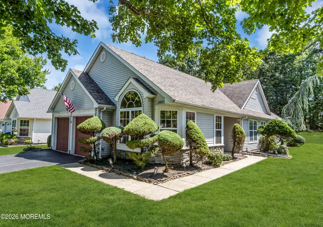 3rd image of 2785 Lenox St, Toms River, NJ 08755 | MLS# 22624137