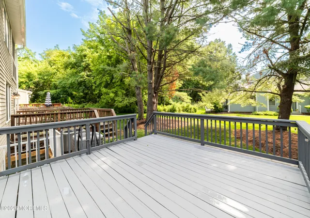 2nd image of 6 Eastborne Dr, Little Silver, NJ 07739