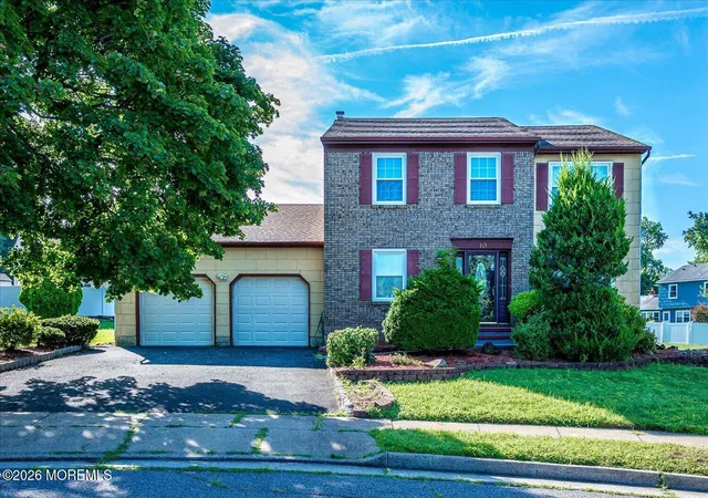 1st image of 10 Patriot Ct, Edison, NJ 08820 | MLS# 22624139