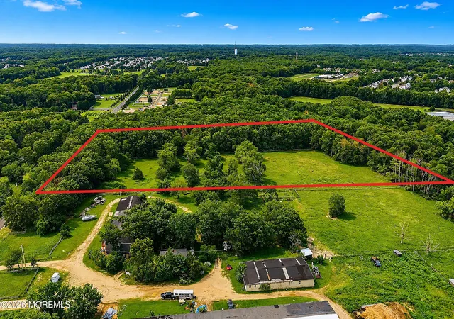 7th image of 2852 Lakewood Allenwood Rd #R, Howell, NJ 07731 | MLS# 22624263