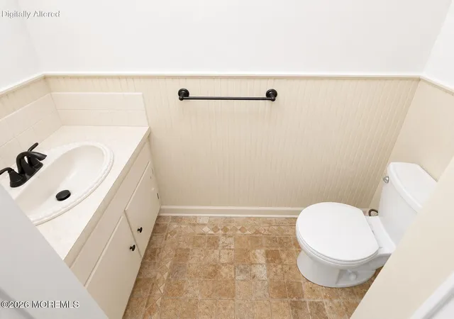4th image of 76 Lexington Cir, Matawan, NJ 07747 | MLS# 22624177