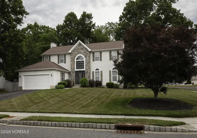 1st image of 1052 Bonnie Cir, Williamstown, NJ 08094 | MLS# 22624330
