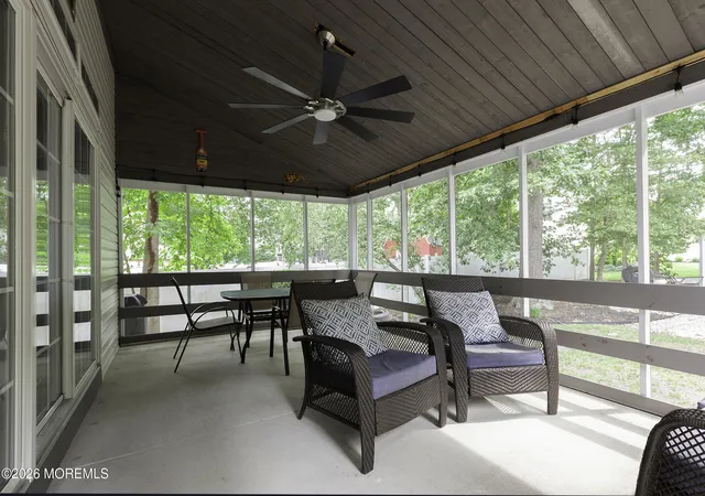 4th image of 1052 Bonnie Cir, Williamstown, NJ 08094 | MLS# 22624330