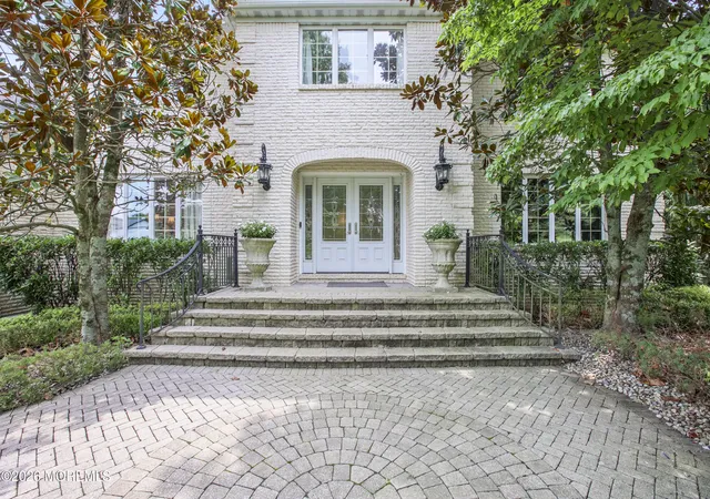 3rd image of 2 S Beers St, Holmdel, NJ 07733 | MLS# 22625089