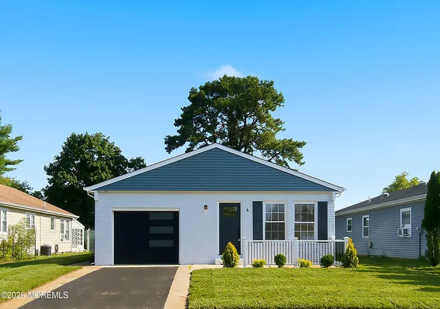 4th image of 4 Pebble Beach Ct, Toms River, NJ 08757 | MLS# 22624374