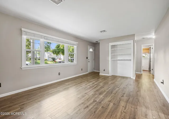 5th image of 5 Oakland St, Matawan, NJ 07747 | MLS# 22624212