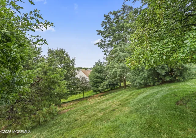 3rd image of 12 Silver Maple Ln, Howell, NJ 07731 | MLS# 22624227