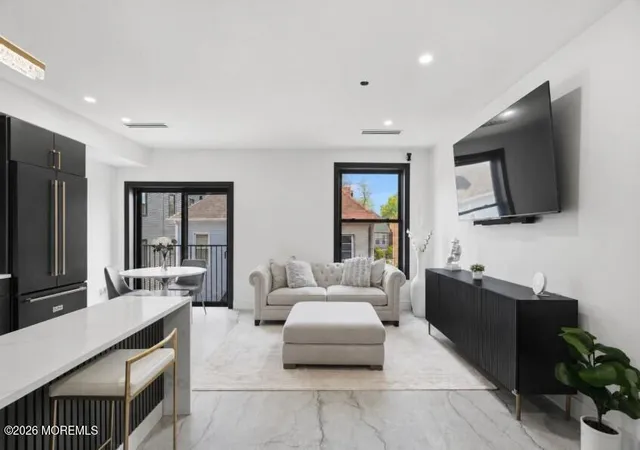 Listing Photo 4 - Condo for sale in building located at 9 Minerva St, Jersey City, NJ 07304 - Unit #2