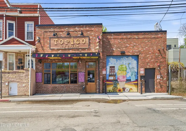 2nd image of 9 Minerva St, Jersey City, NJ 07304