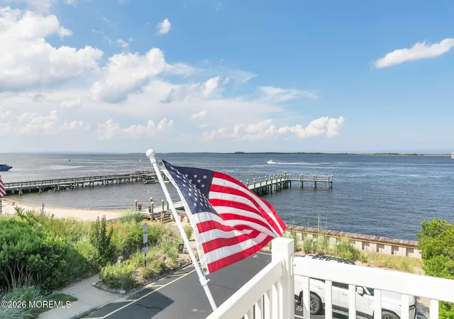 5th image of 12 Bch Blvd, Highlands, NJ 07732