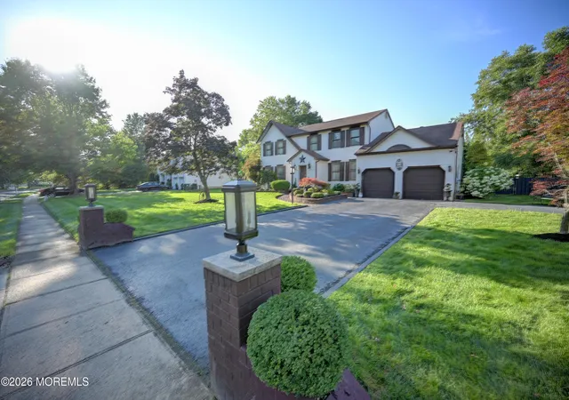 2nd image of 6 Jefferson Ct, Freehold, NJ 07728 | MLS# 22624303