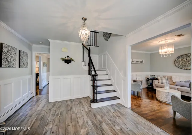4th image of 6 Jefferson Ct, Freehold, NJ 07728 | MLS# 22624303