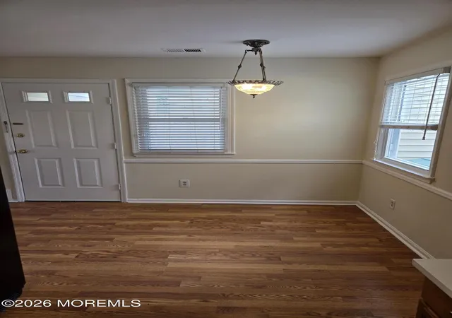 3rd image of 4 Hawthorne Ct, Freehold, NJ 07728 | MLS# 22624324