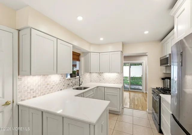 4th image of 18 Snowdrift Ln, Howell, NJ 07731 | MLS# 22624314