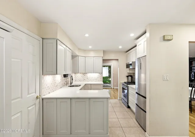 5th image of 18 Snowdrift Ln, Howell, NJ 07731 | MLS# 22624314