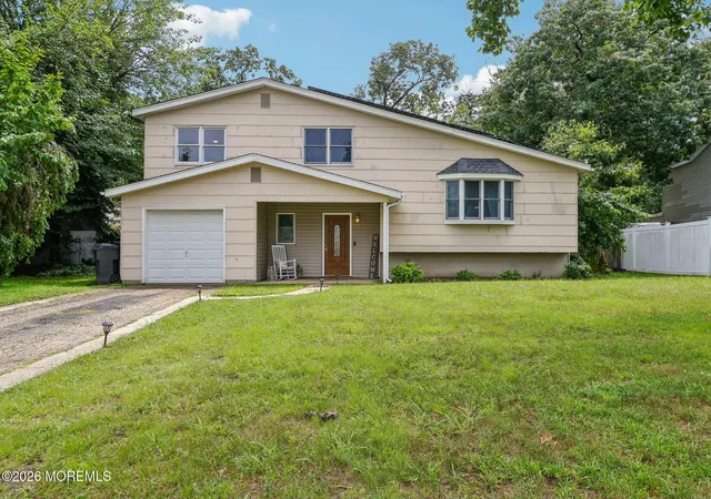 Photo 1 of Single family home for sale at 89 Bark St, Toms River, NJ 08753 | MLS# 22624327 | Listing updated on 2026-09-15