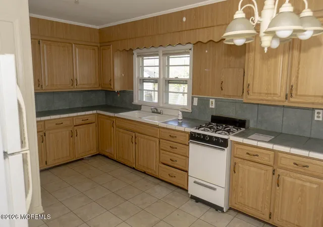 5th image of 3 Coluco Pl, Keyport, NJ 07735 | MLS# 22624500