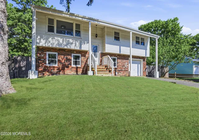 1st image of 816 Berkeley Ave, Beachwood, NJ 08722 | MLS# 22624342