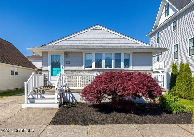 Photo 3 of Single family home for sale at 410 N Huntington Ave, Margate City, NJ 08402 | MLS# 22624430 | Listing updated on 2026-09-06