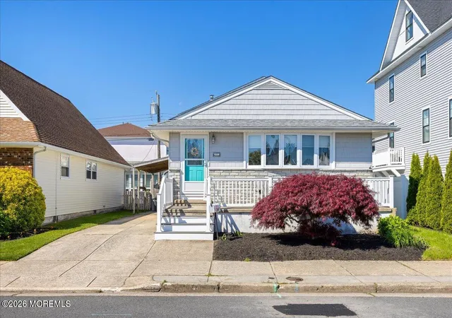 Photo 3 of Single family home for sale at 410 N Huntington Ave, Margate City, NJ 08402 | MLS# 22624430 | Listing updated on 2026-09-06