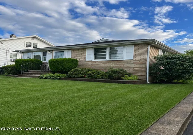 Photo 3 of Single family home for sale at 24 Exton St, South River, NJ 08882 | MLS# 22624421 | Listing updated on 2026-09-29