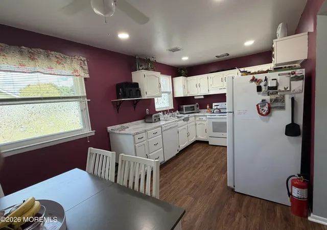 Photo 4 of Single family home for sale at 3 B Ironside Dr, Whiting, NJ 08759 | MLS# 22624501 | Listing updated on 2026-09-29