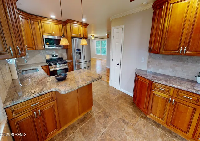 3rd image of 1 Thompson Dr, Leonardo, NJ 07737 | MLS# 22624512