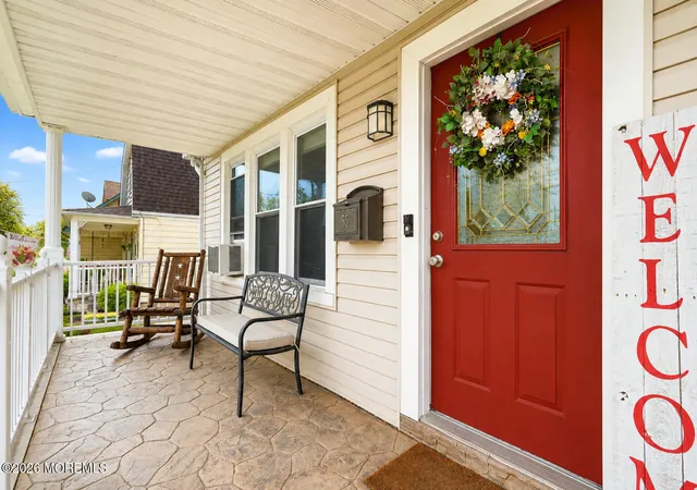 Photo 4 of Single family home for sale at 55 Maple Ave, Fords, NJ 08863 | MLS# 22624463 | Listing updated on 2026-09-20